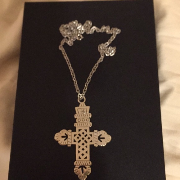 Cross ☦️ with chain - Picture 2 of 3